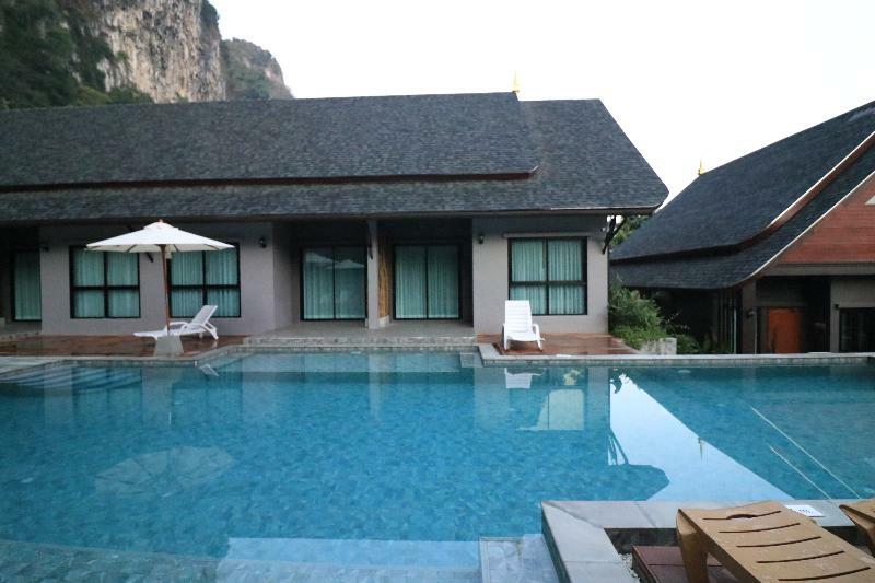 The Scene Cliff View Villas By Swiss-Belhotel Krabi town Екстериор снимка